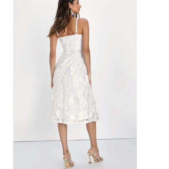 Lulu's Glamour Garden White 3D Floral Embroidered Midi Dress Size Tag Missing - Picture 2 of 12